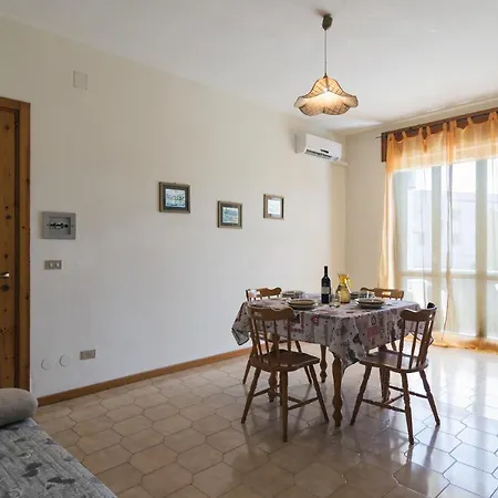 Casa Vacanze Ester, In Salento Feriehus *
